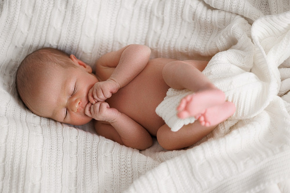 How Many Wet Nappies Should a Newborn Have? Does Poop Count?
